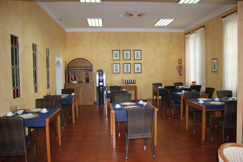 Sumaiya El Palacio Coria Esterno foto